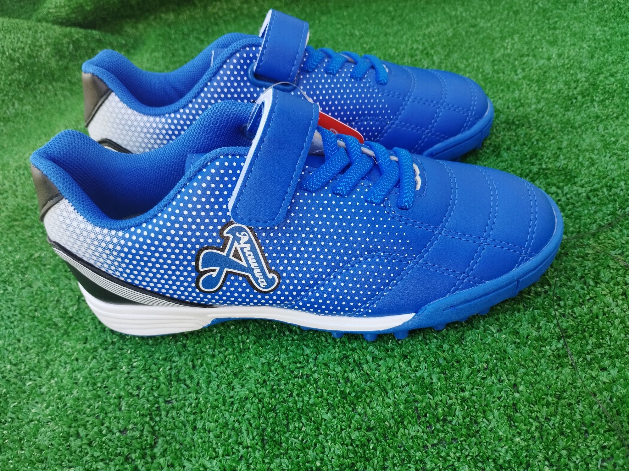 Turfy halówki buty do piłki 30