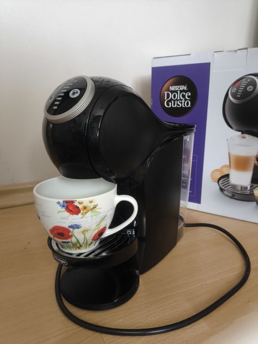 Ekspres na kapsułki DeLonghi Nescafé Dolce Gusto GenioS PLUS GWARANCJA