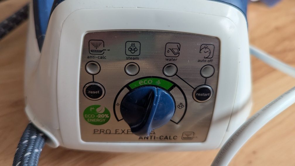 Generator pary Tefal GV8461 uszkodzony