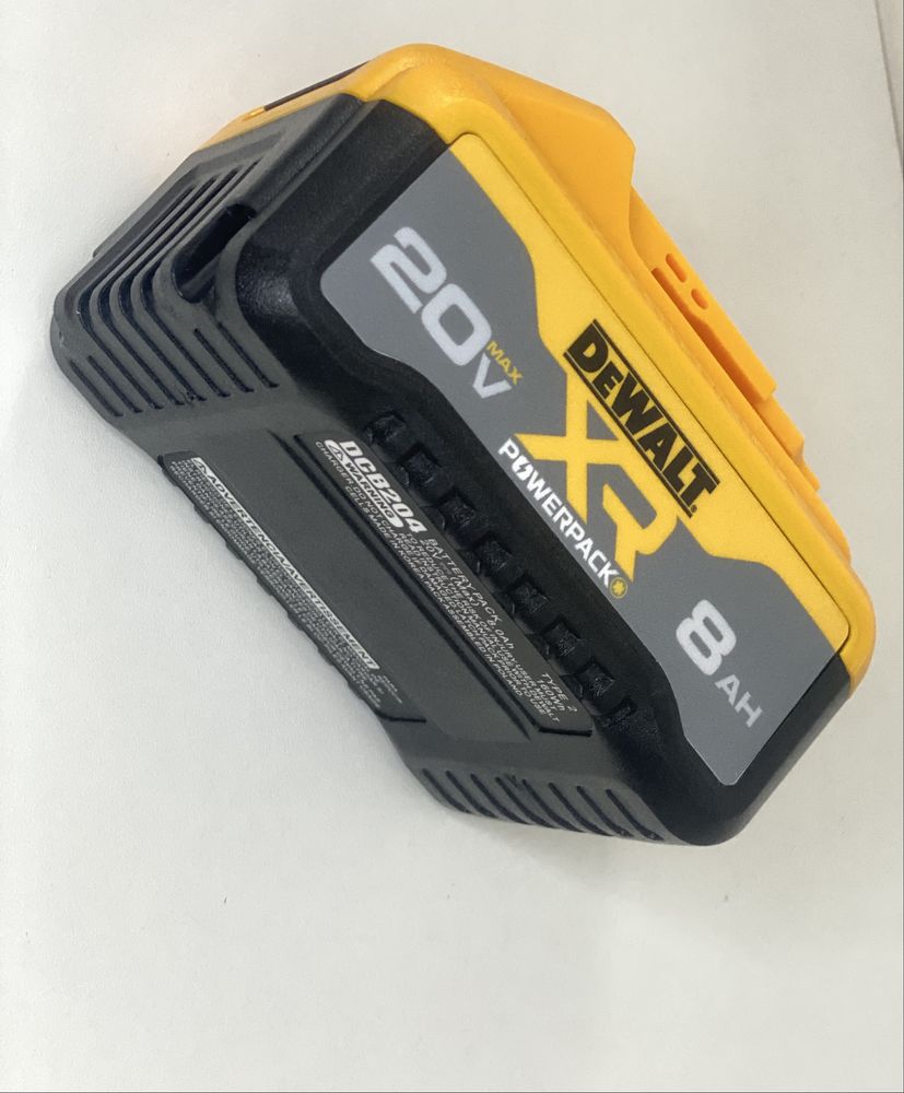 Акумулятор Dewalt PowerPack XR 18v/20v Tabless 8Ah (8000mah) 2025