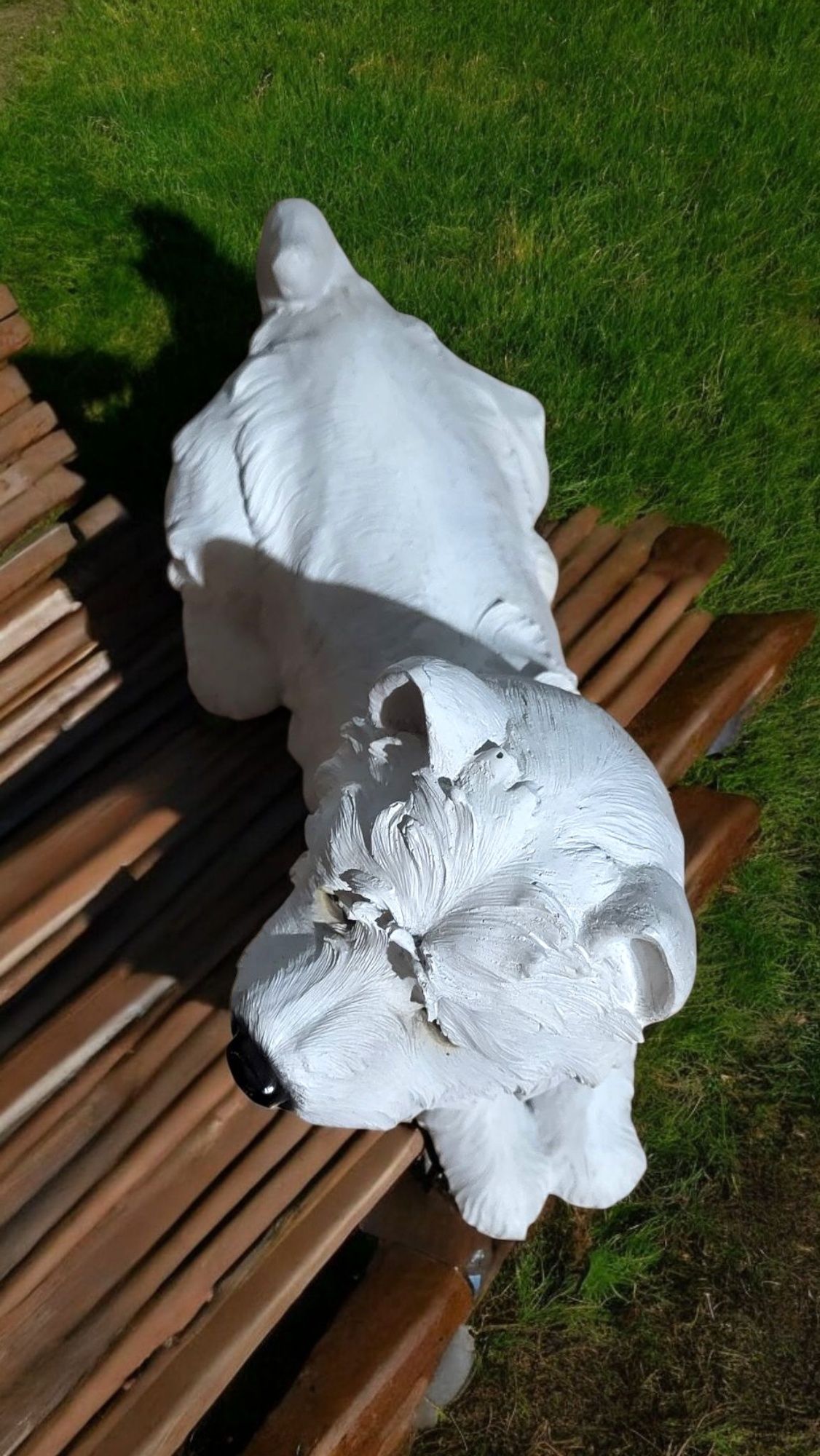Duża figurka teriera