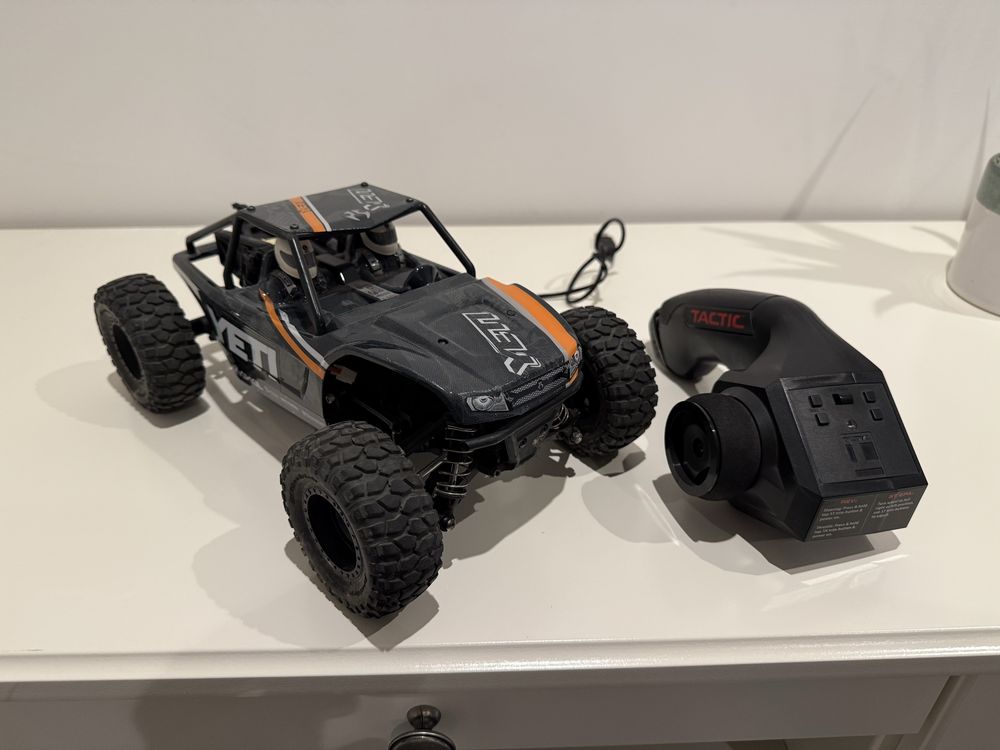 Carro Elétrico TT Yeti Modelismo - Precisa revisão