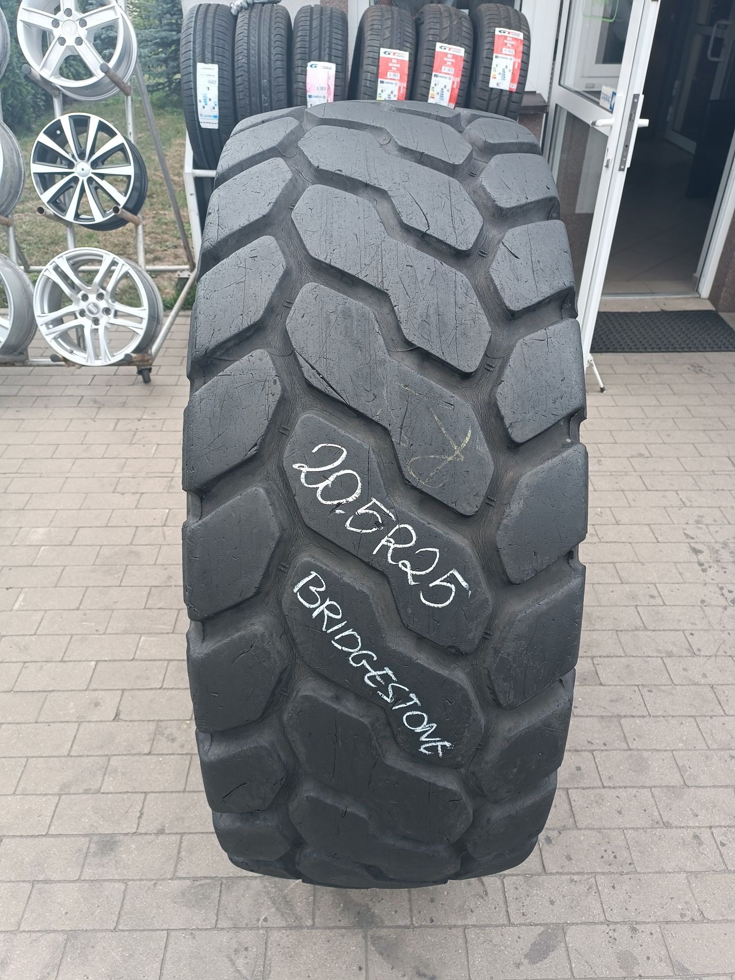 20.5R25 Bridgestone VJT 20.5-25  opona przemysłowa