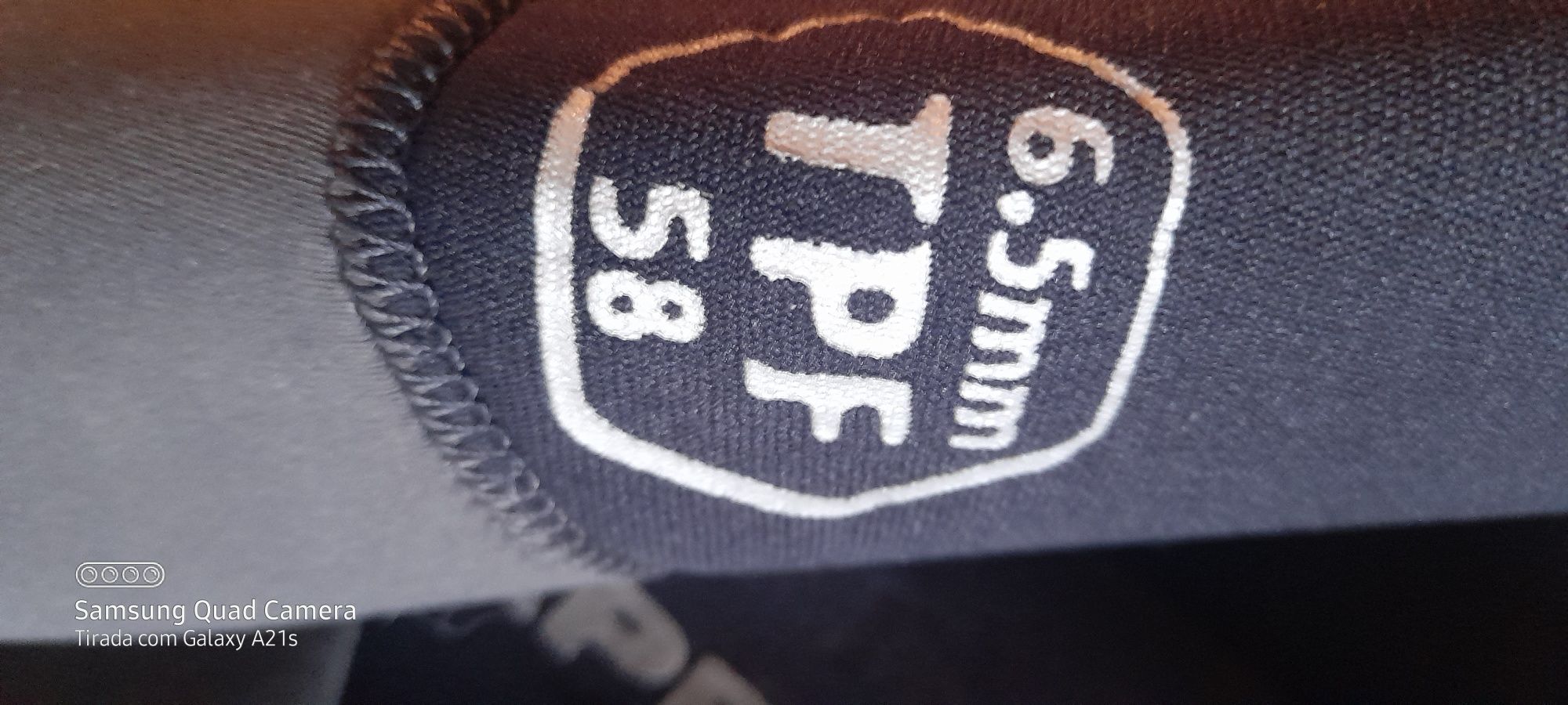 Fato mergulho semi seco.