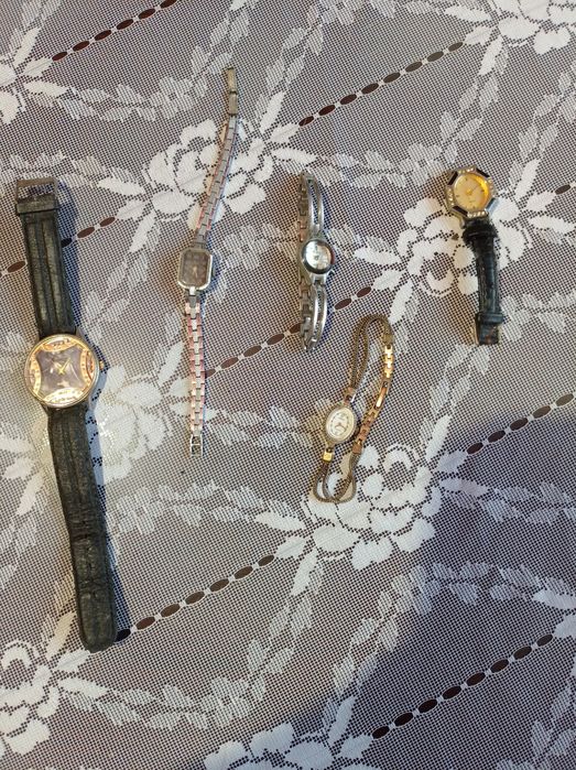 Продам годинник наручний