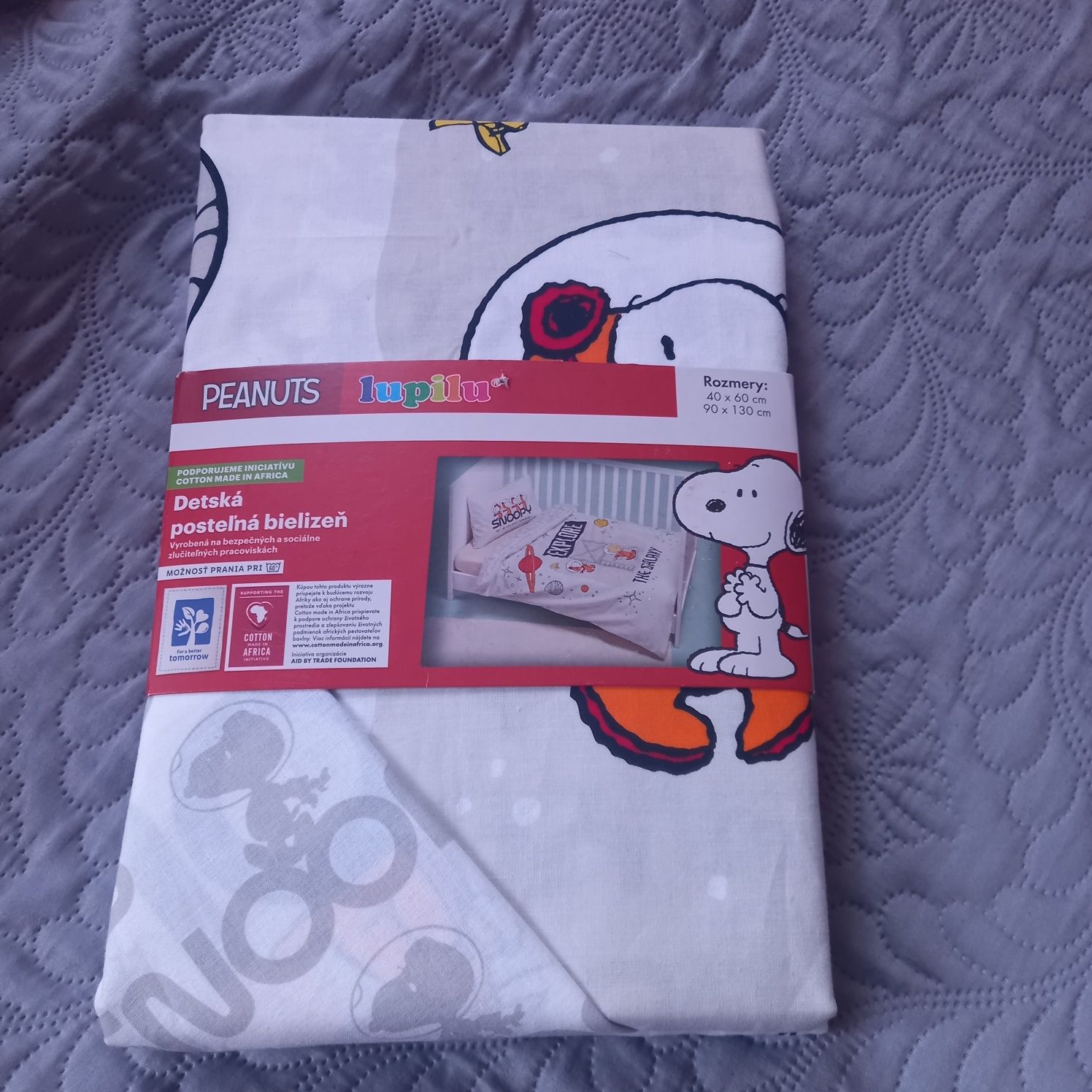 Sprzedam nową pościel z Snoopy do łóżeczka 90x130 za 30zł