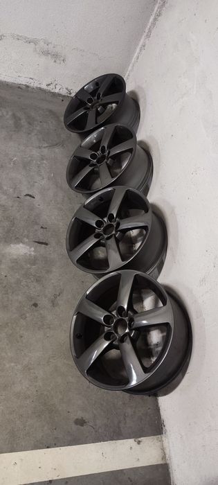 2 conjuntos jantes saab