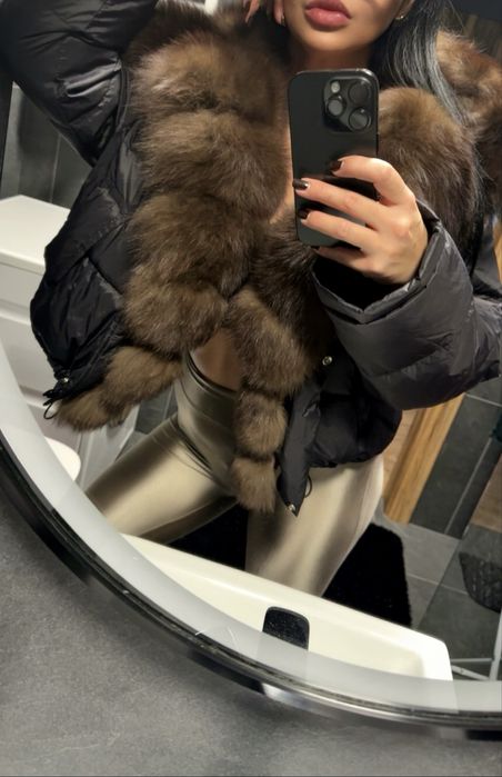 Kurtka Puchowa, Futro Z Lisa