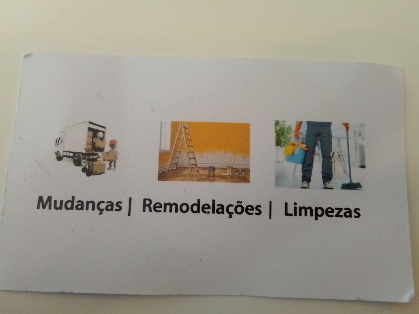 Trabalho nas mudanças e pinturas e limpeza