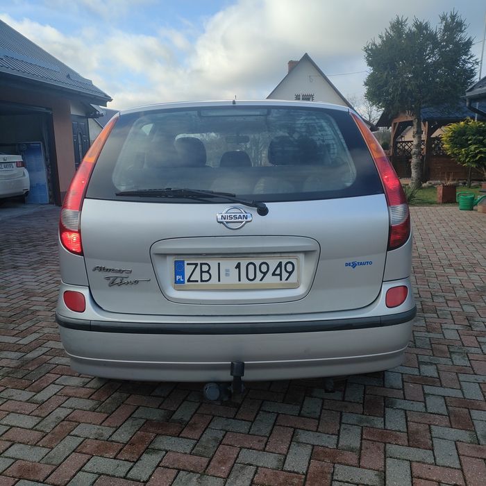 Nissan Almera Tino 1.8 b