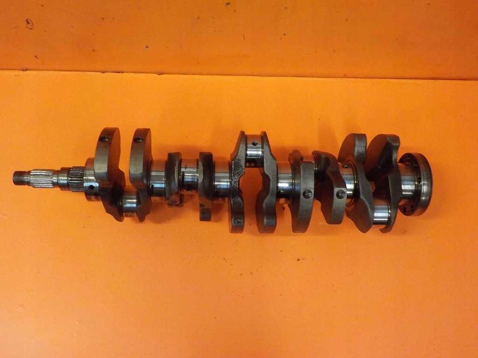 Коленвал VOLVO XC90 2.4D XC60 2.4D XC70 2.4 V70 S40 S80 V60 Вольво 2.4