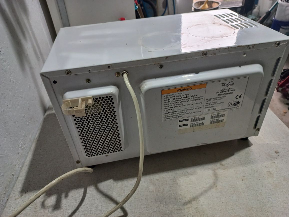 Mikrofalówka Whirlpool M 501 - 750 W 60 min