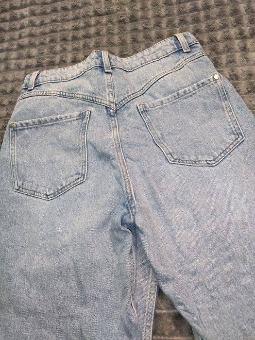 Джинси підійдуть на М невелику Л