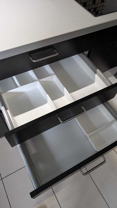 Kuchnia na wymiar IKEA (BLUM, kształt L, 3,5m x 3,1m)