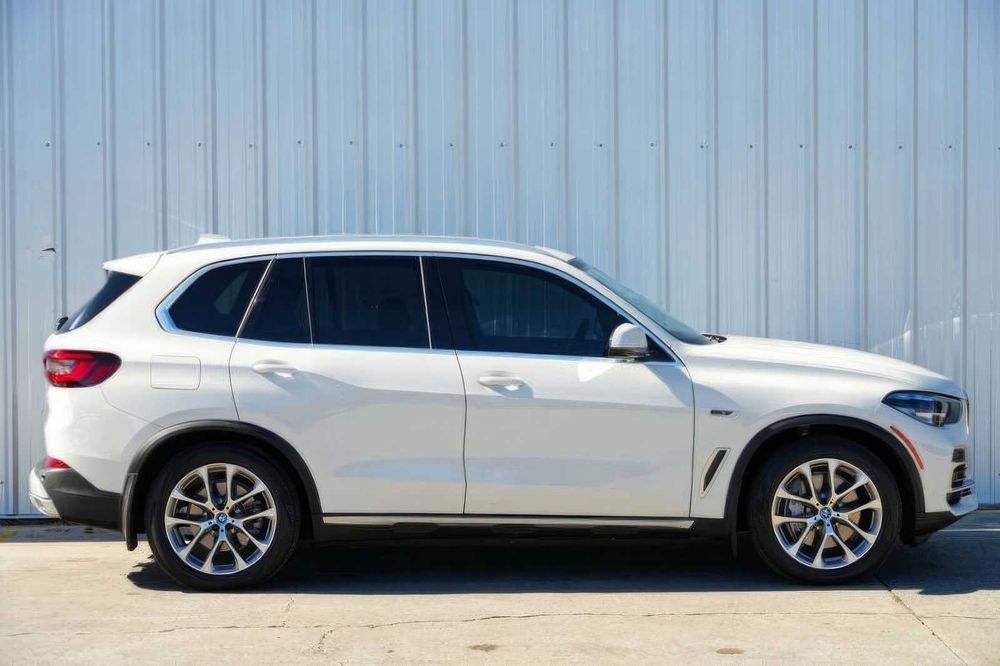 BMW X5 xDrive45e      2022