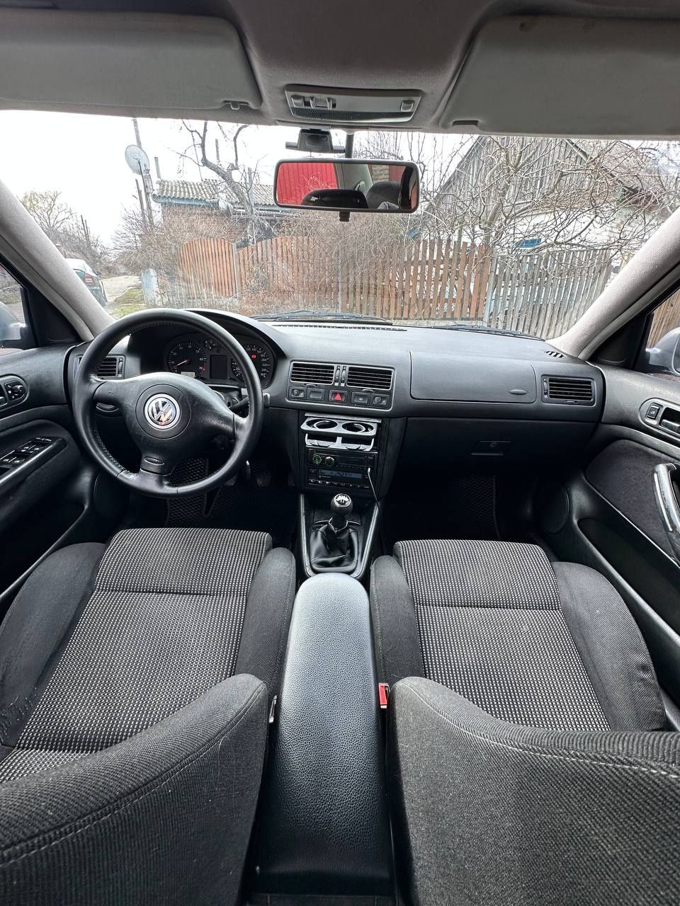 Volkswagen Bora 1.6 mpi