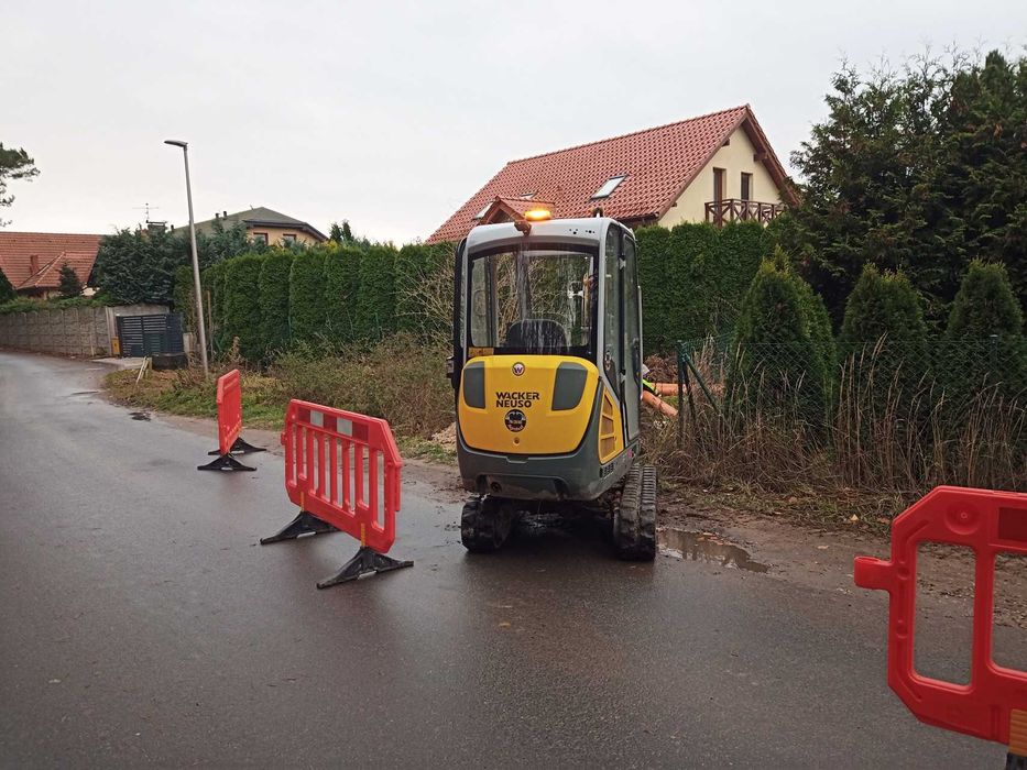 transport ziemia piasek gruz koparko- ładowarka minikoparka drenaż