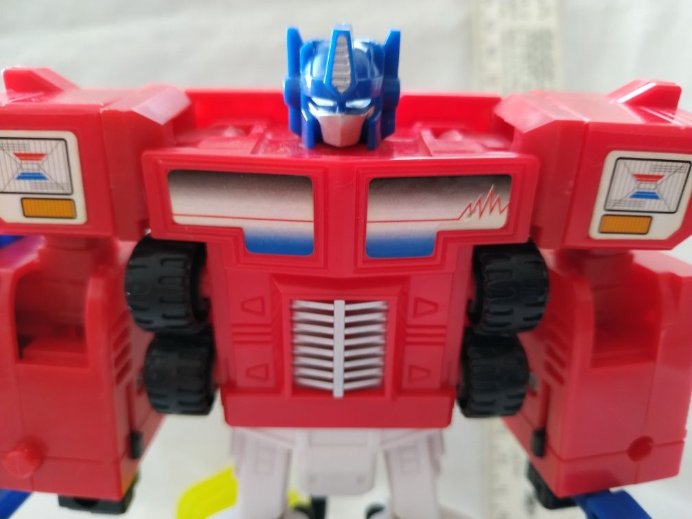 Трансформер 90х Optimus prime 1993 G2 heroes hasbro transformers