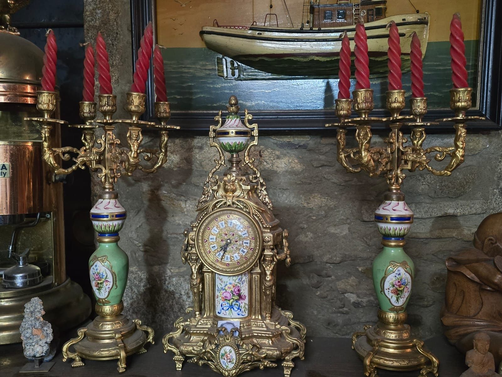 Relogio com candelabros