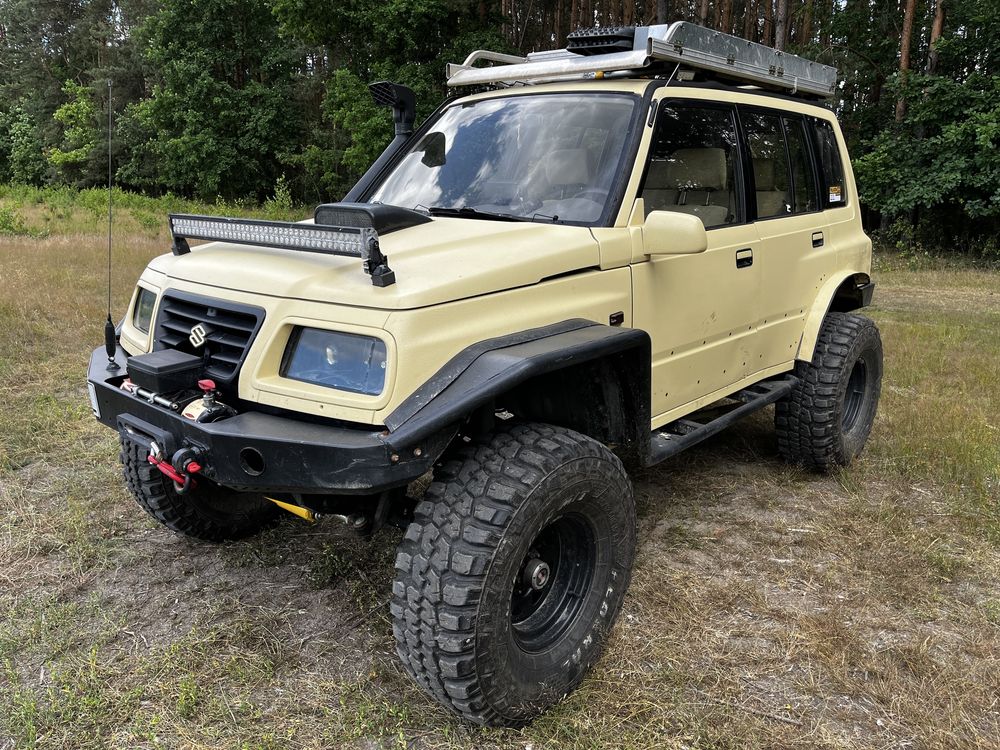 Suzuki Vitara 1.9 TDI PD offroad, mosty patrol 35 cali lift