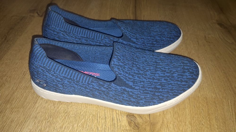 Жіночі сліпони Skechers р. 38