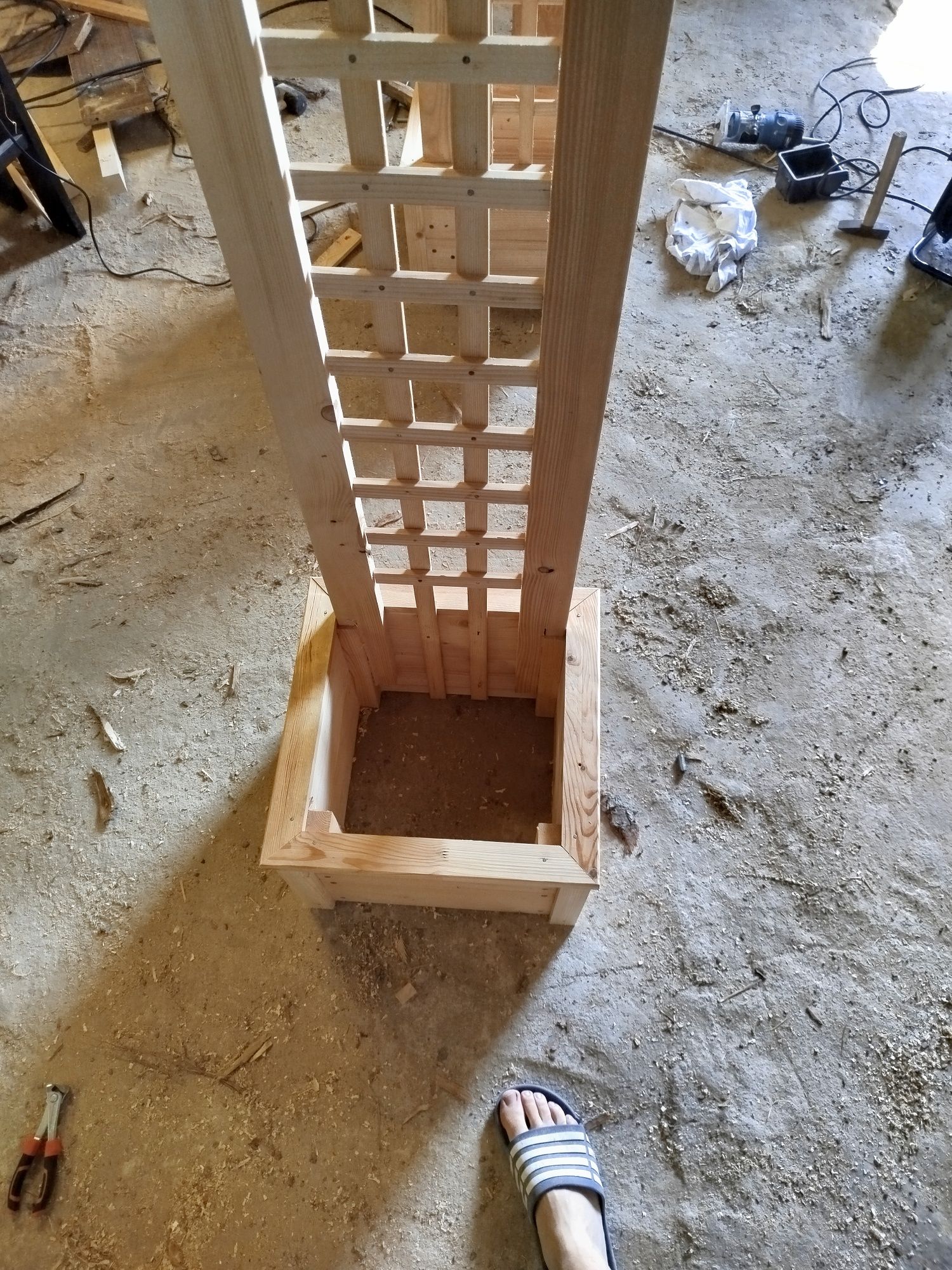 Pergola z donicami