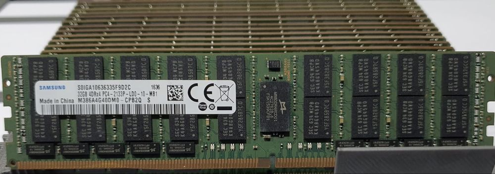 Memória RAM ECC 32GB DDR4 2133MHz