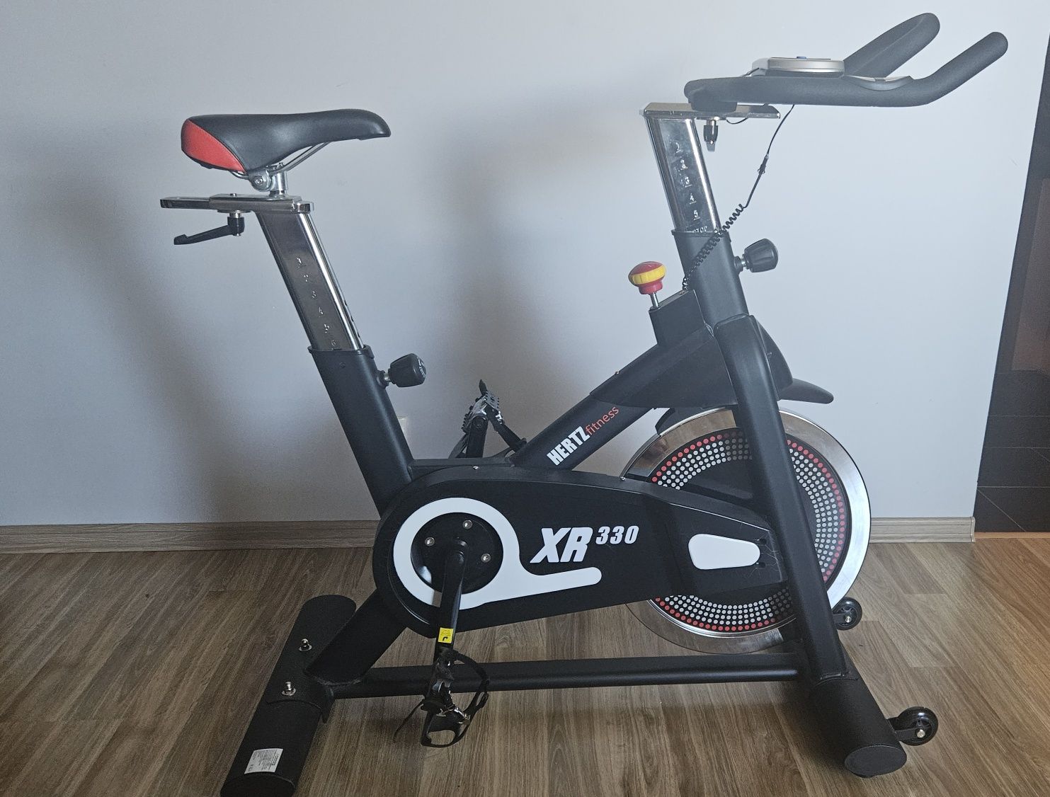 Rower spiningowy stacjonarny hertz xr330