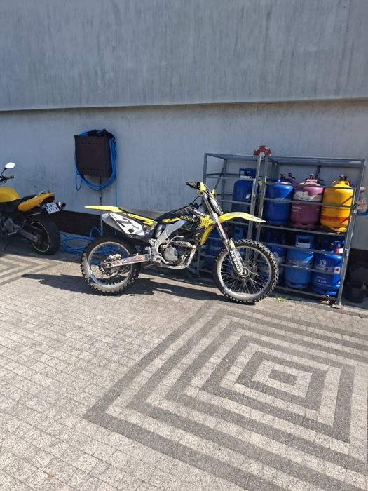 Suzuki rmz 250 4t