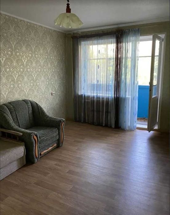 2 кім 51 м2 в багатоповерхівці житловий стан ПАРУС (716982)