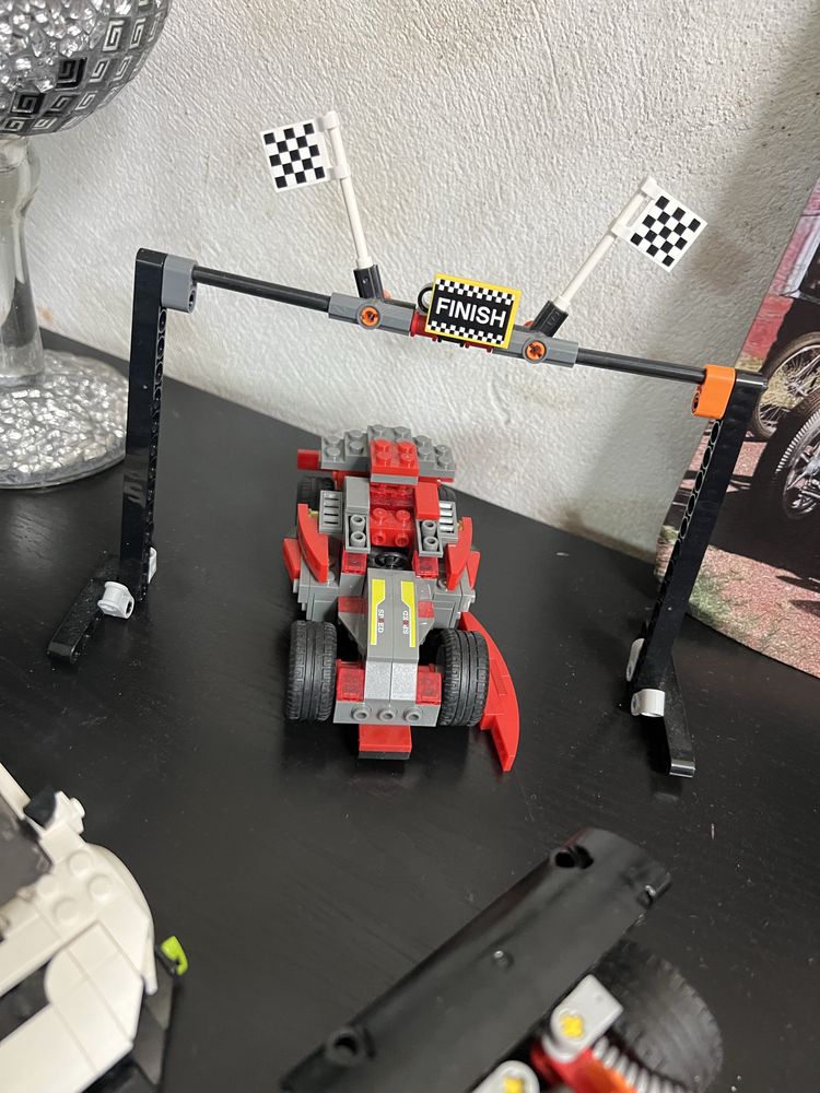 Conjunto de carros da Lego Mechanic