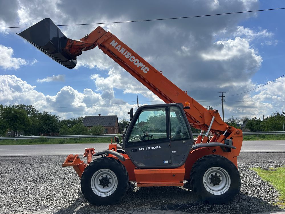 Маніту Manitou MT1330 телескопічний JCB