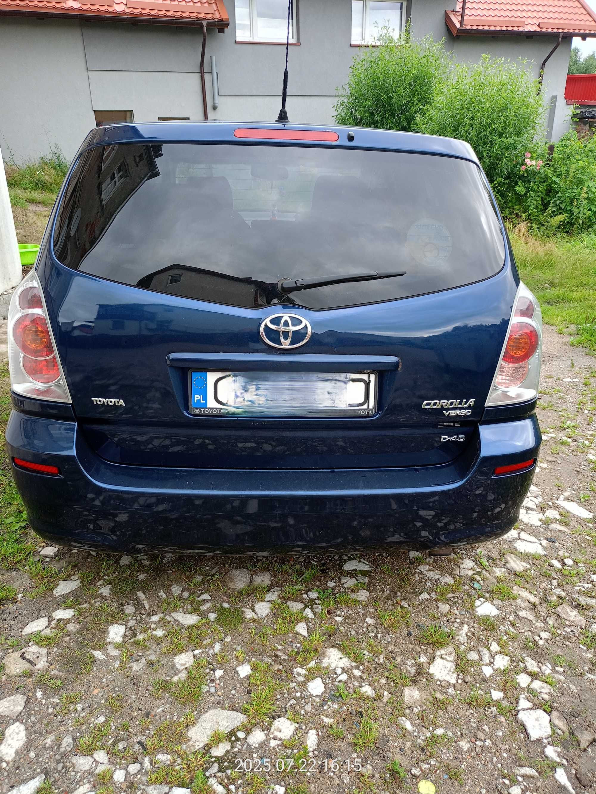 Toyota Corolla Verso 2,2  177 km 7 os. Bogate wyposażenie