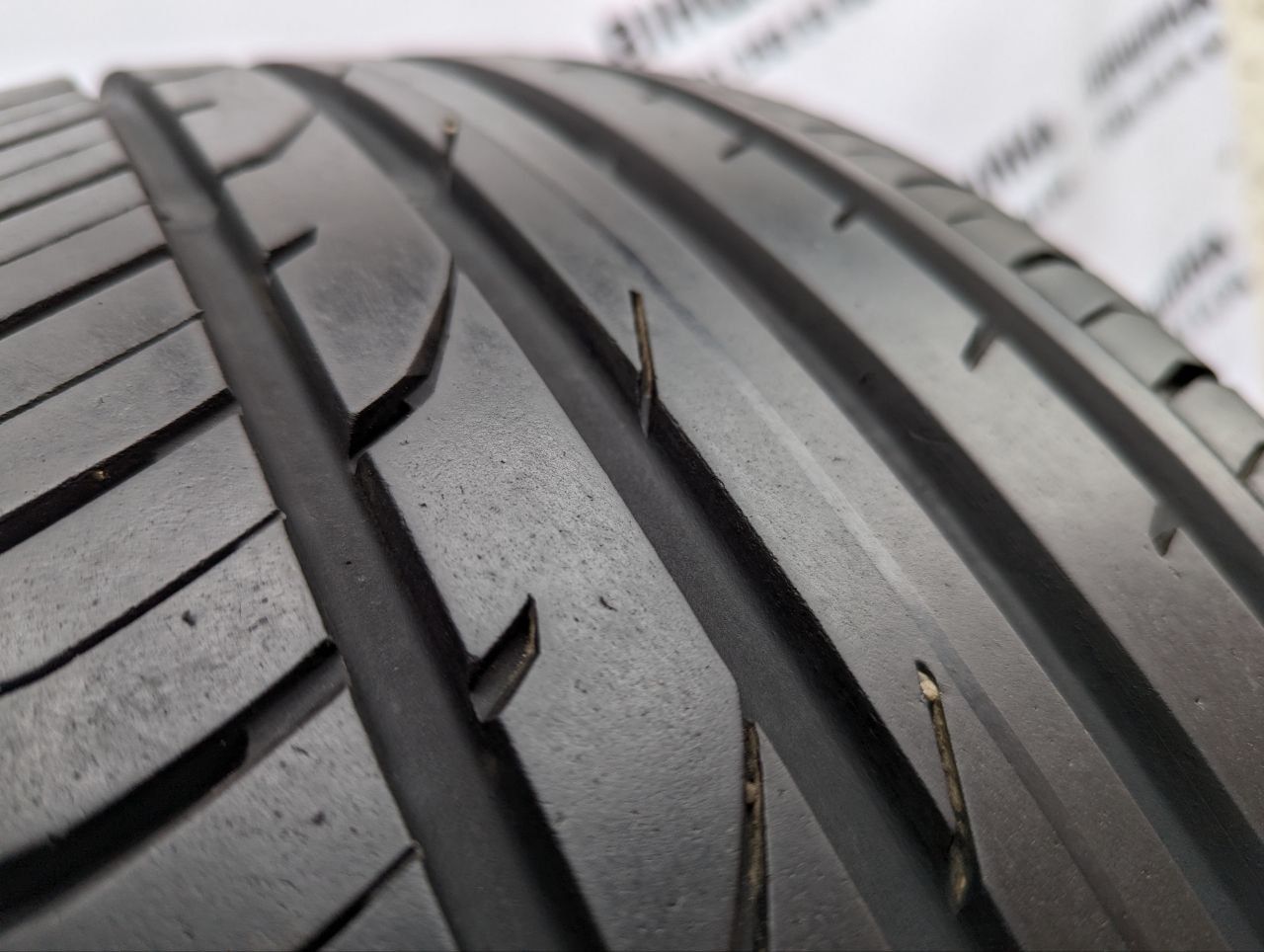 Шина 215/55 R 18 95H Continental ContiPremiumContact 2. Розпаровка.
