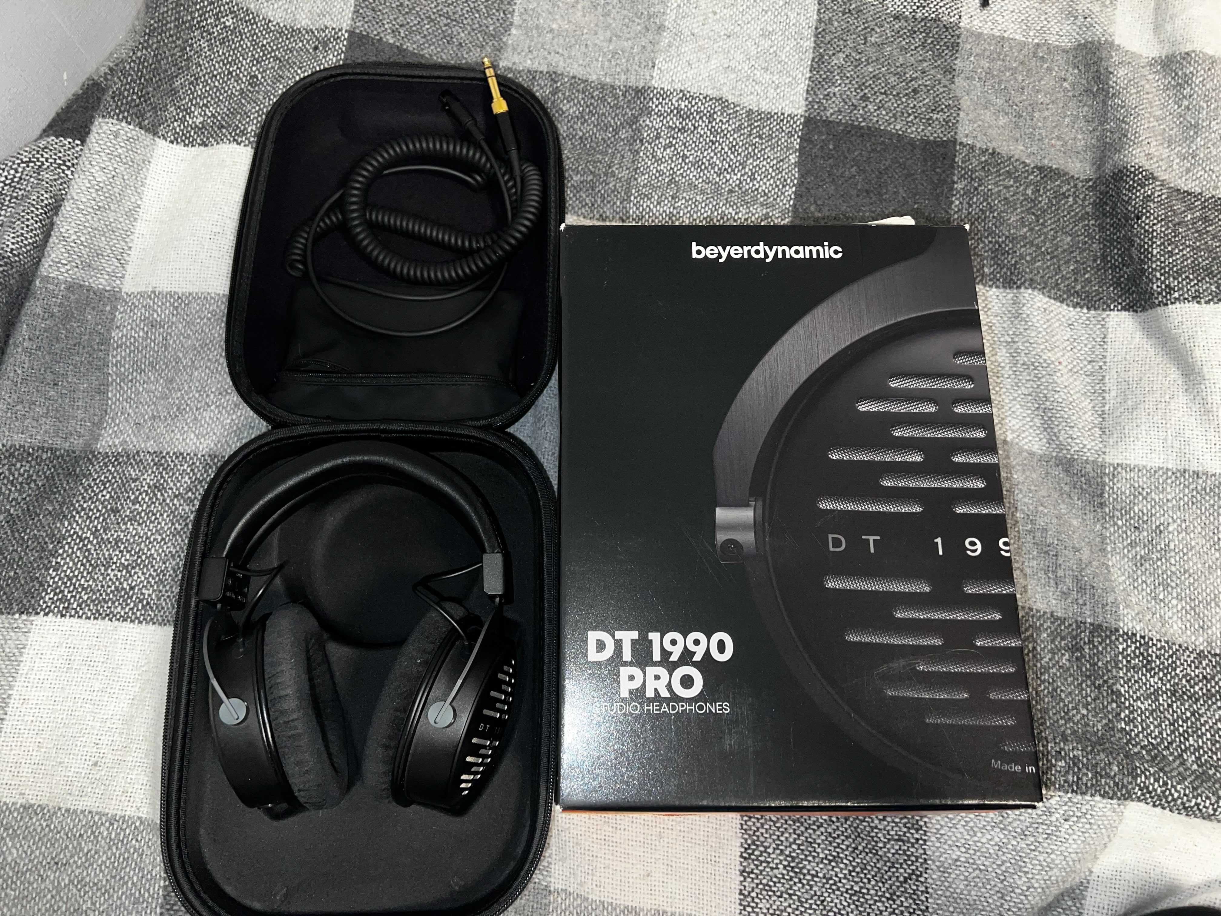 Професійні студійні навушники Beyerdynamic DT1990 PRO