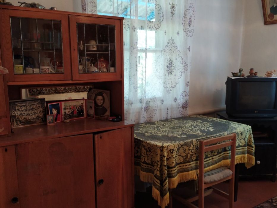 Хмільник. Зозулинці. Цегляний будинок.