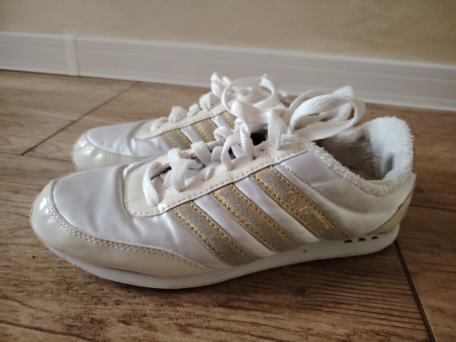 satynowe adidasy adidas neo selena gomez