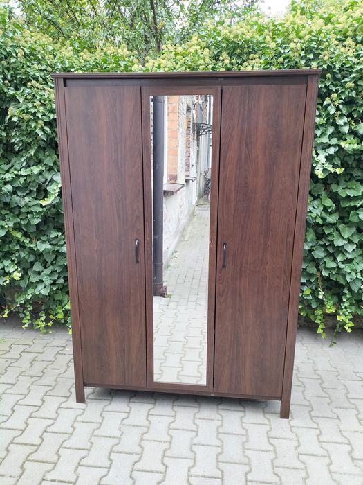 Szafa Ikea brusali 131x191 cm