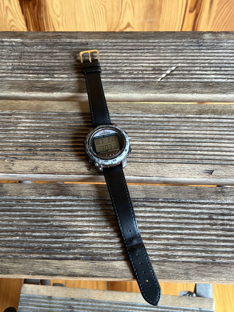 Sprzedam zegarek Timex model Expedition 820.