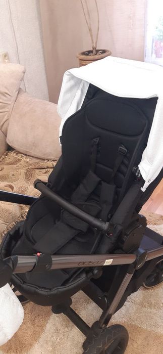 Коляска дитяча (Riko basic Qubus)