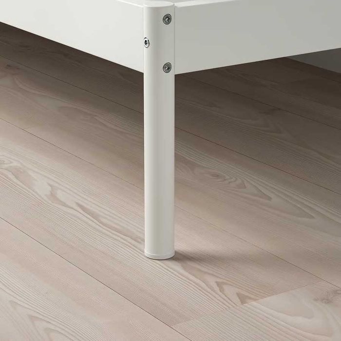 Cama IKEA KLEPPSTAD 160x200 cm – Excelente Estado (Sem Colchão)