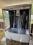 Продам душевой бокс 172*82*208см наружные замеры. Самовывоз