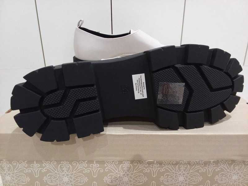 beżowe mokasyny na platformie marki Bodyflirt 39 wkładka 25 cm nowe