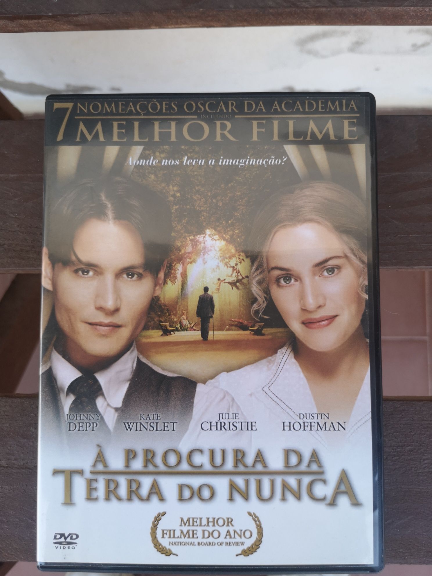 Filme " A procura da terra do Nunca" DVD