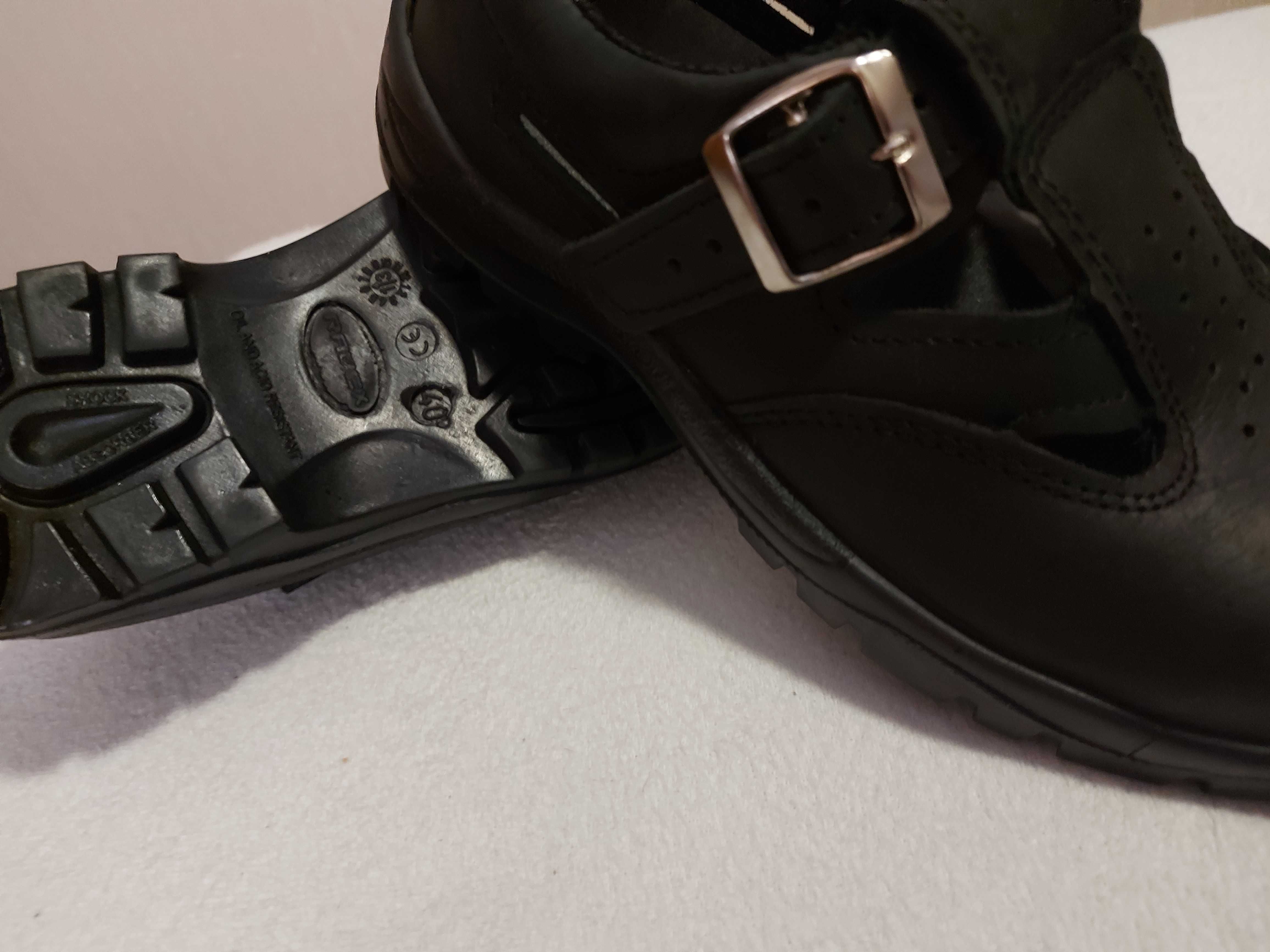 Buty robocze z metalowym noskiem 40