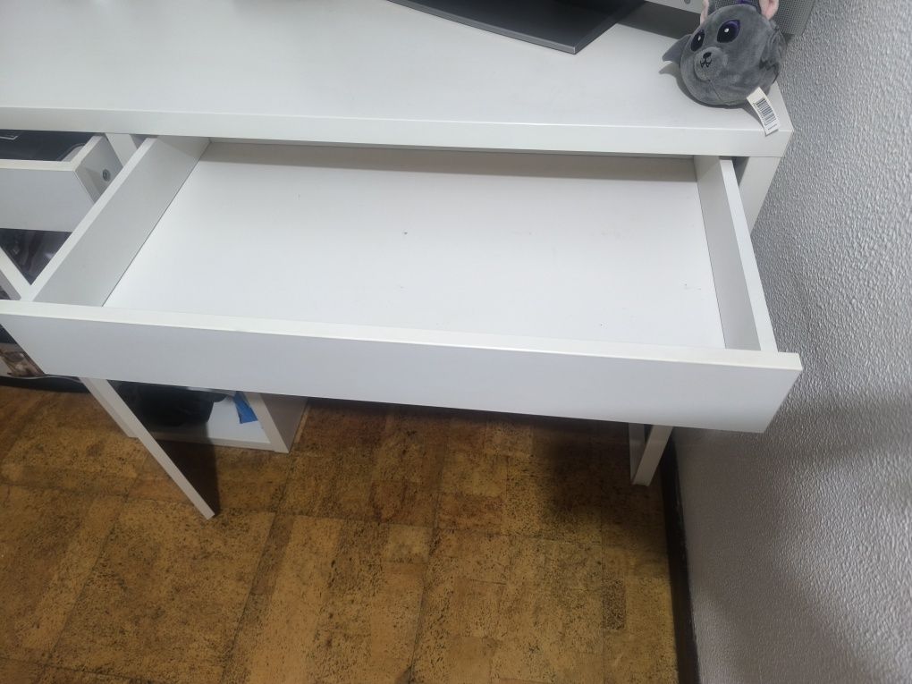 Vendo secretária de computador