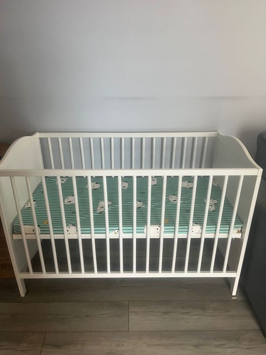 Łóżeczko niemowlęce z materacem IKEA
