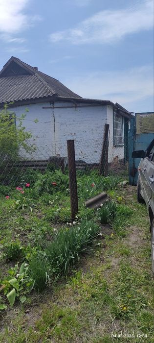 Продаж будинку із земельною ділянкою в с. Верхоли