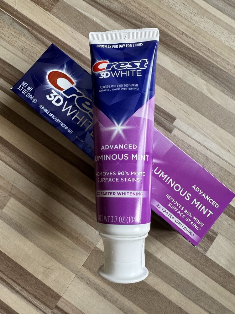 Отбеливающая зубная паста  Crest 3D White Advanced Luminous 104 гр