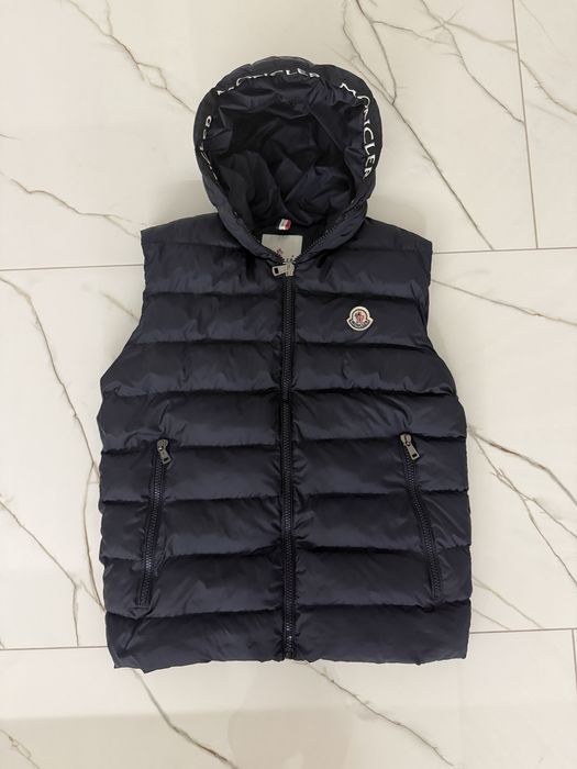 Жилетка Moncler